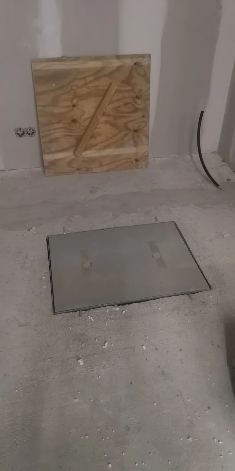 Kruipluik plaatsen in vloer